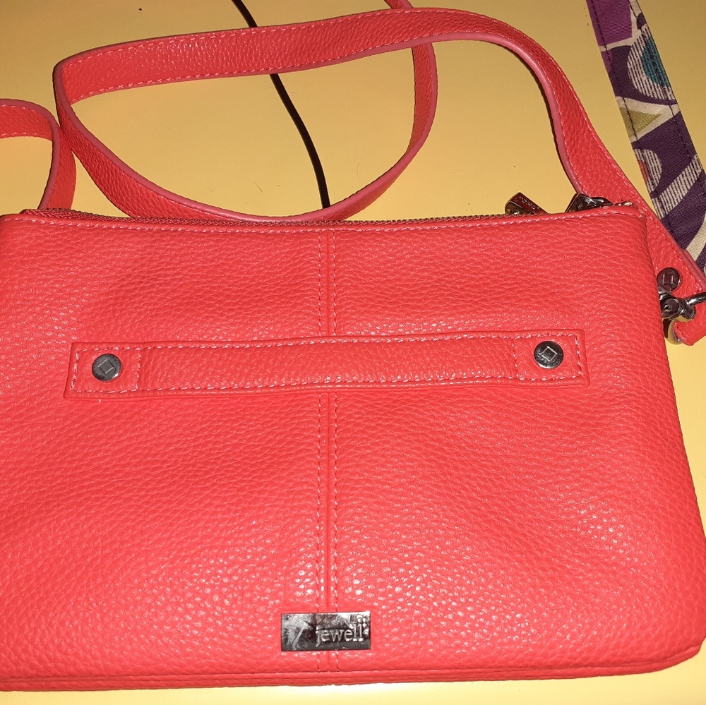 Thirty-one Daring Abbey Coral Kisses